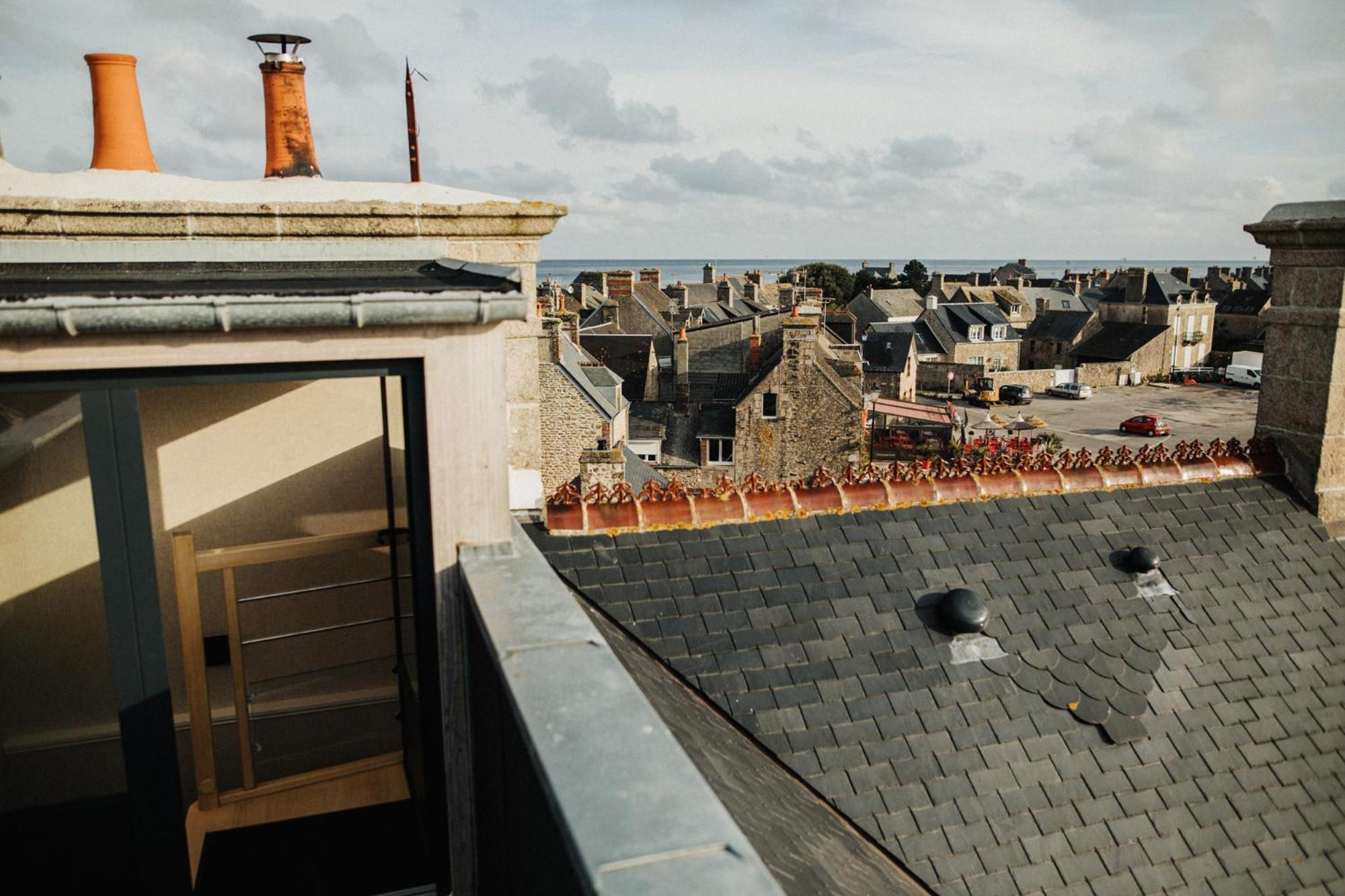Le Mora Hotes Barfleur Bagian luar foto